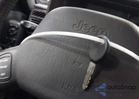 2001 Jeep Cherokee Sport z USA, uszkodzony, nr VIN 1J4FF48S31L630675